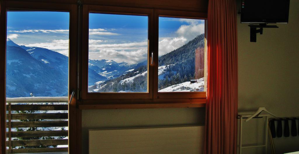 Hotel Kistenpass Breil/Brigels Exterior photo