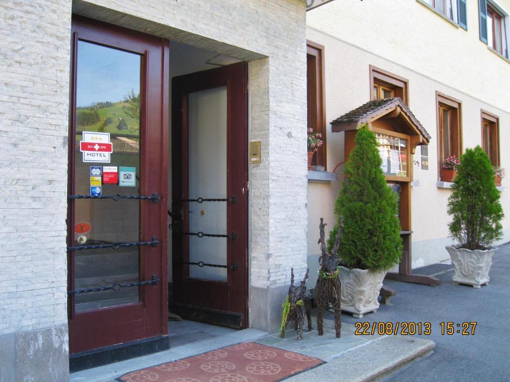 Hotel Kistenpass Breil/Brigels Exterior photo